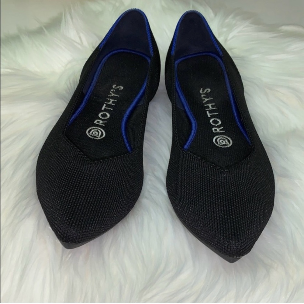 Rothy’s black pointed flats